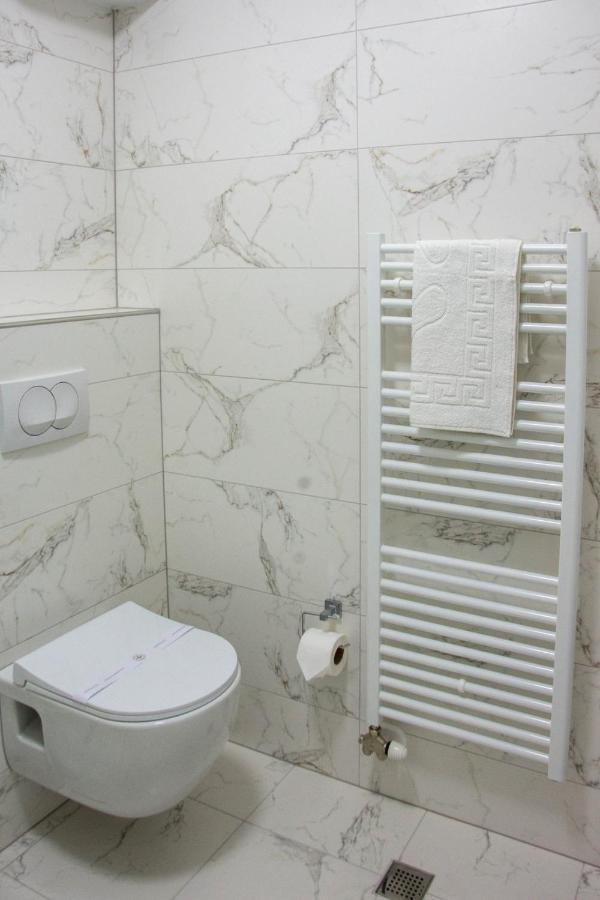 Seasons Hotel Струга Экстерьер фото