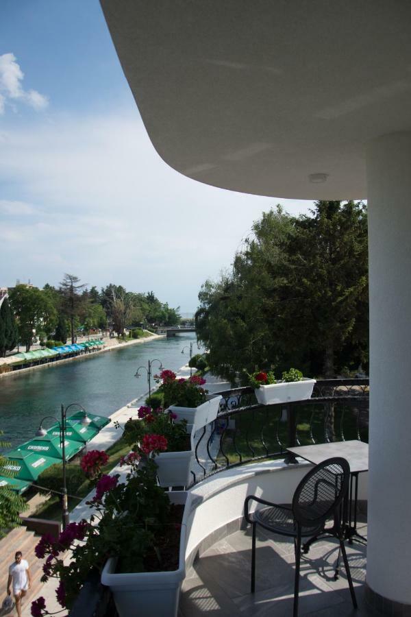 Seasons Hotel Струга Экстерьер фото